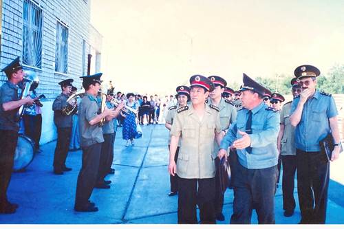 图片加载中... 加载中...